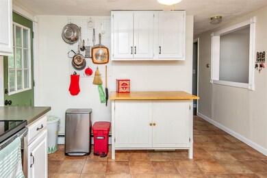 5 Wrisley St, Essex Junction, VT 05452 - photo 7