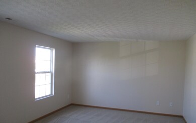 4690 Galecrest Dr, Columbus, OH 43207 - photo 3