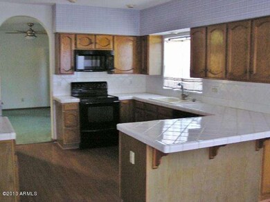 GREAT COUNTER SPACE IN THE KITCHEN