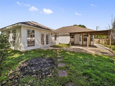 Separate mother in law house. Can be used for rent