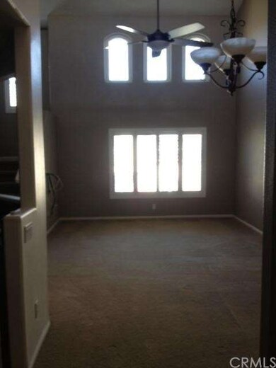 Family & Dining Room 