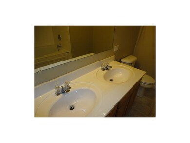 2465 Monarchy Ln, Greenwood, IN 46143 - photo 6