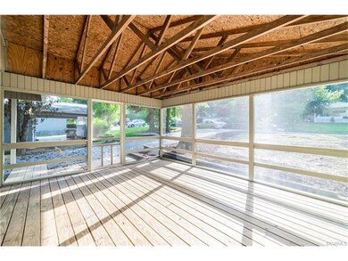 Oversized Screen Porch