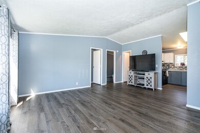 124 Forest Ln, Chehalis, WA 98532 - photo 3