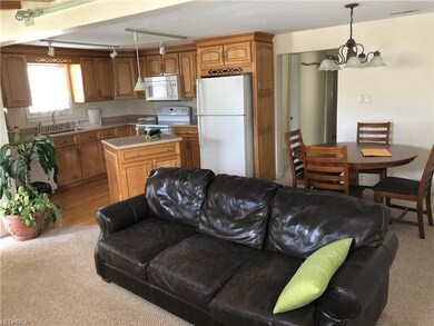 4360 E Lake Rd, Sheffield Lake, OH 44054 - photo 2