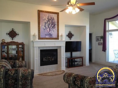 2232 SW Millers Glen Dr, Topeka, KS 66614 - photo 2