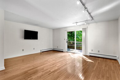 20 Donovan Ct, MerriMacK, NH 03054 - photo 5