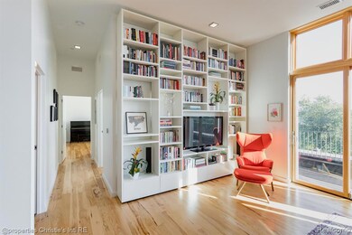 1454 Townsend St unit 403, Detroit, MI 48214 - photo 3