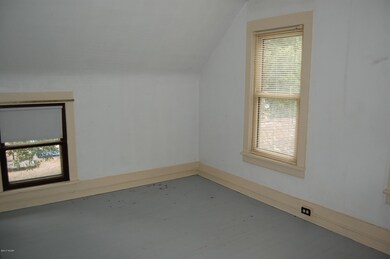 157 3rd-Upper bed 2