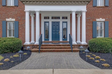 Flagstone path, stately white columns, patriot blue door—this grand entrance strikes a balance between formal civility and Southern charm. Of course, a tray of iced tea wouldn’t hurt either.  