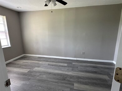 740 Barbara Mae St, Houston, TX 77015 - photo 7