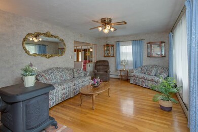 159 Maple St, Manchester, NH 03103 - photo 3