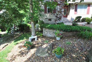 140 Trentwood Dr, Crossville, TN 38558 - photo 3