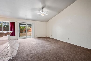 07-Living Area