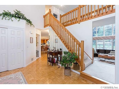 Foyer.