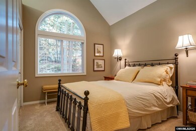 626 Lamplighter Cir SE, Salem, OR 97302 - photo 7