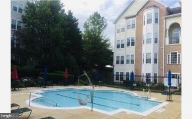 4137 Fountainside Ln unit 201, Fairfax, VA 22030 - photo 4