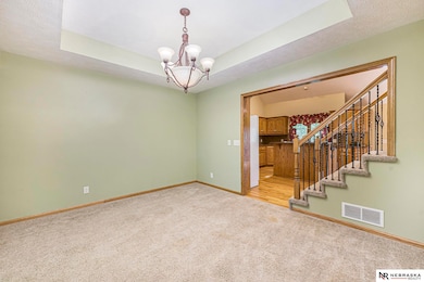 605 Ruby Rd, Papillion, NE 68133 - photo 5