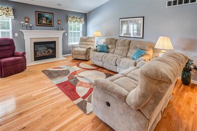 2508 Liberty Dr, Maryville, IL 62062 - photo 6