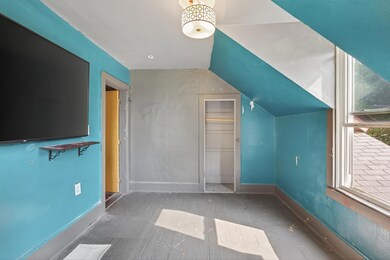 935 Duchess St, Saint Paul, MN 55106 - photo 3