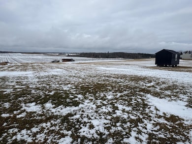 M15L38 Main St, Limestone, ME 04750 - photo 3