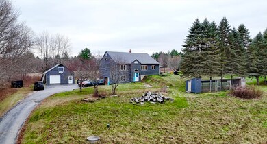 32 Hemlock St, Douglas, MA 01516 - photo 2