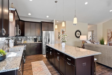 09-Kitchen
