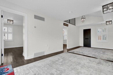 8-web-or-mls-541-s-lazelle-st
