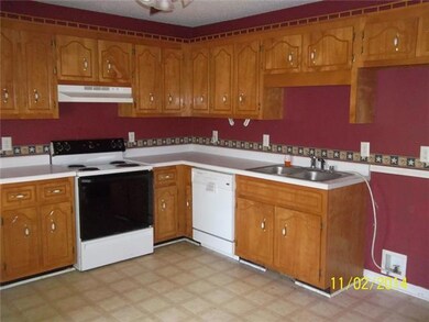 181 Oak Tree Dr, Oak Grove, KY 42262 - photo 4