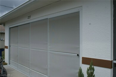 227 Manatee St, Fort Myers, FL 33913 - photo 2