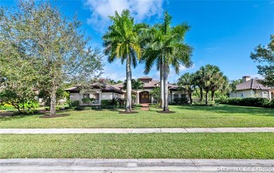 12683 N Winners Cir, Davie, FL 33330 - photo 2