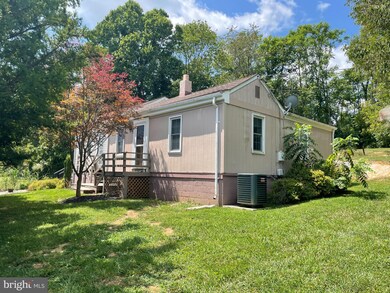 1395 Shepherd Grade Rd, Shepherdstown, WV 25443 - photo 2