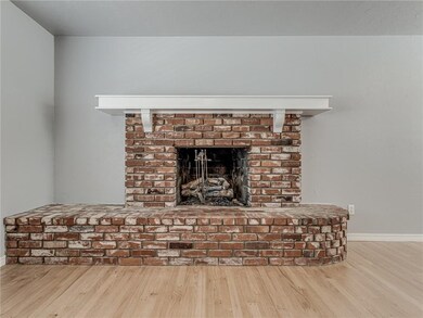 5905 N Meridian Place, Oklahoma City, OK 73122 - photo 7