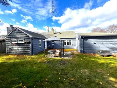141 Spiers Rd, Newton Center, MA 02459 - photo 4