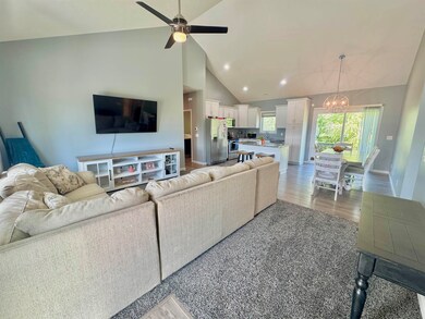 2822 36th St, Columbus, NE 68601 - photo 4