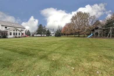 23764 Deer Chase Ln, Naperville, IL 60564 - photo 4