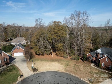 3048 Patrick Place Cir unit 10, Clover, SC 29710 - photo 6