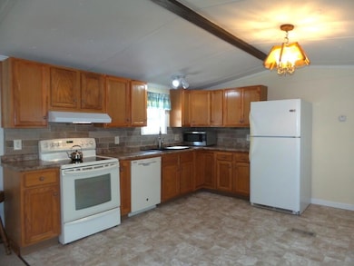 17 Maple St, Vassalboro, ME 04989 - photo 5