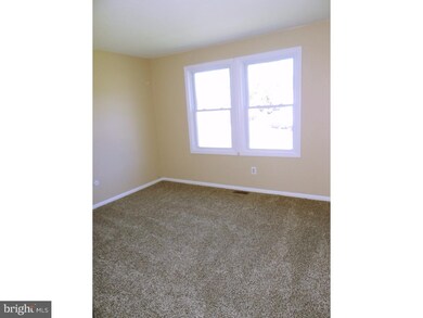 418 Cherokee Dr, Browns Mills, NJ 08015 - photo 6