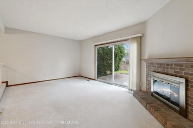 7-1354-Chartwell-Carriage-Way-N-East-Lan