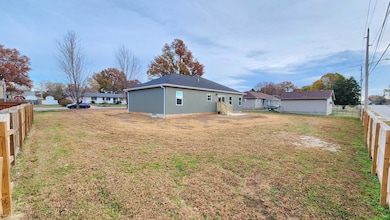 4046 W Juno St, Springfield, MO 65802 - photo 6