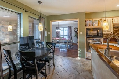 3205 Clear View Dr E, Bedford, TX 76021 - photo 7