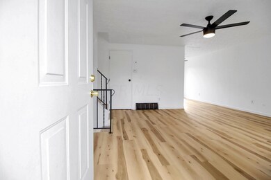 4-web-or-mls-3463-oakcrest-rd