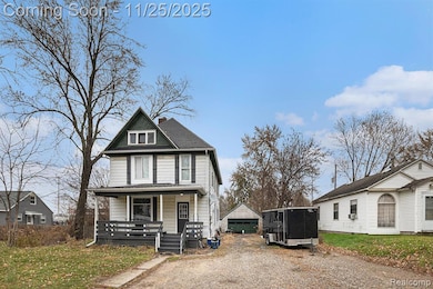 115 Haze St, Lansing, MI 48917 - photo 2