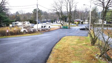 1342 Route 44 unit 4, Pleasant Valley, NY 12569 - photo 3