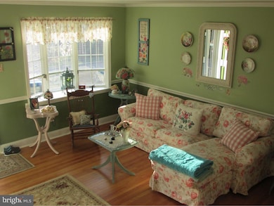 1003 Maple Ave, Glenolden, PA 19036 - photo 4