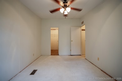 38087 W 28th St S, Mannford, OK 74044 - photo 4