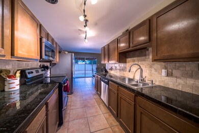06 Kitchen