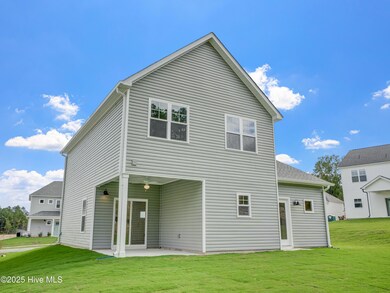 544 Burgundy Dr, Southern Pines, NC 28387 - photo 5