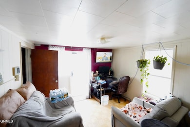 706 2nd St SW unit A, Jamestown, ND 58401 - photo 5